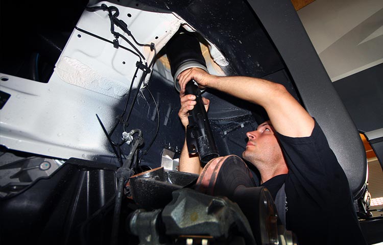 featured-bild-service-wohnmobil-fahrwerk